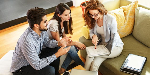 Provision: Wie viel dürfen Makler verlangen? (c) iStock